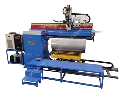 Use of liquefied natural gas cylinder manufacturing machine