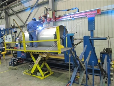 Where are liquefied natural gas cylinders used